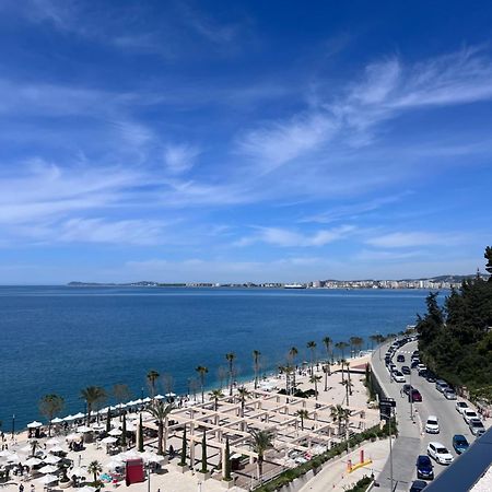 Soleil Apartment With Sunbed & Umbrella Avlonya Dış mekan fotoğraf